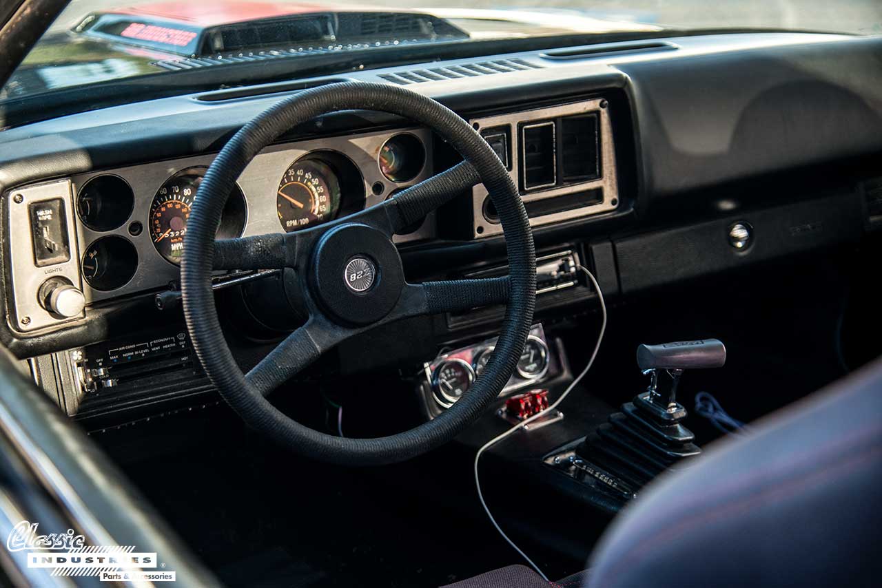 1980 shop camaro dashboard